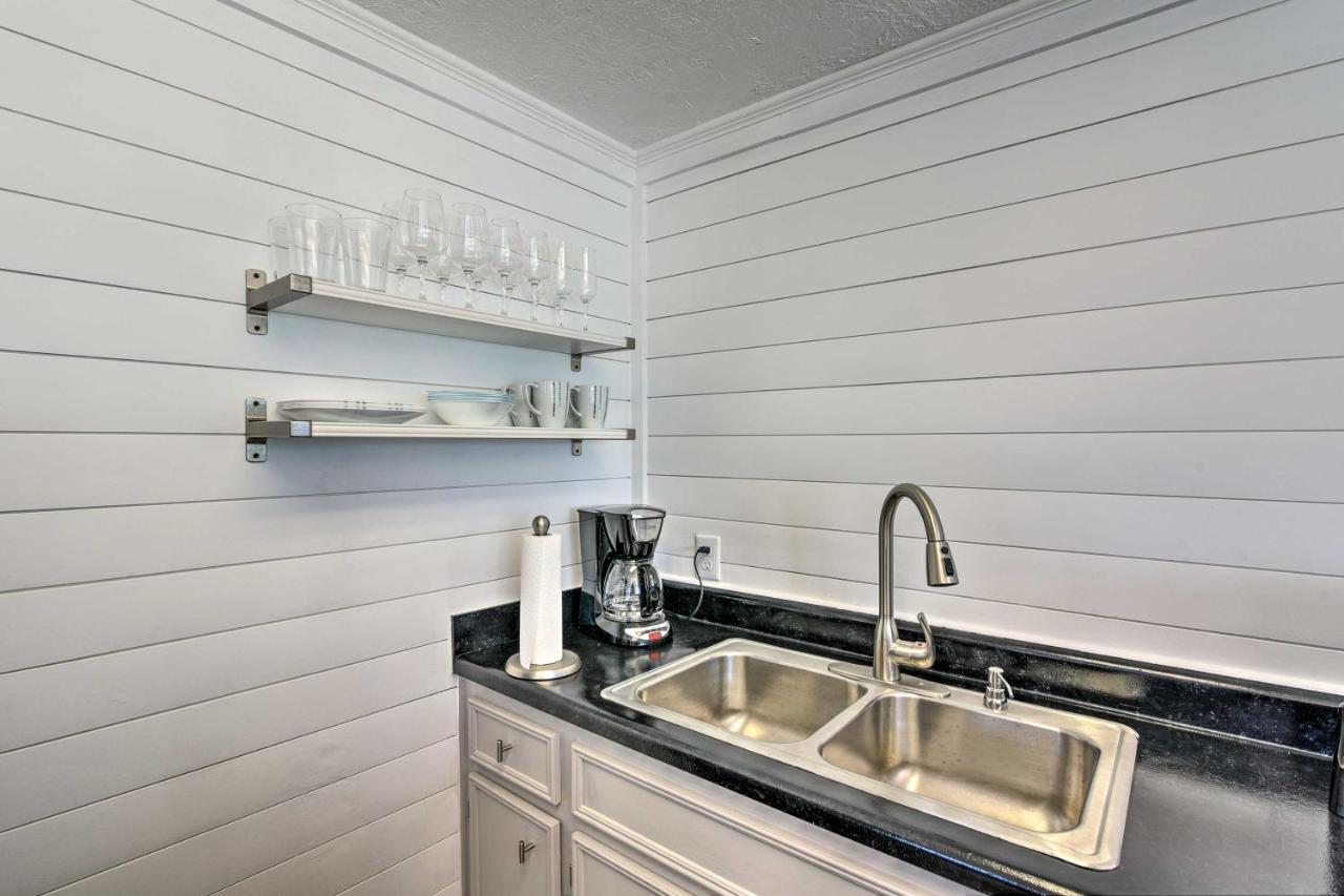 Open-Concept Cottage Less Than 1 Mi To Beach! เซิร์ฟไซด์บีช ภายนอก รูปภาพ